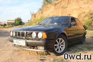 Битый автомобиль BMW 5
